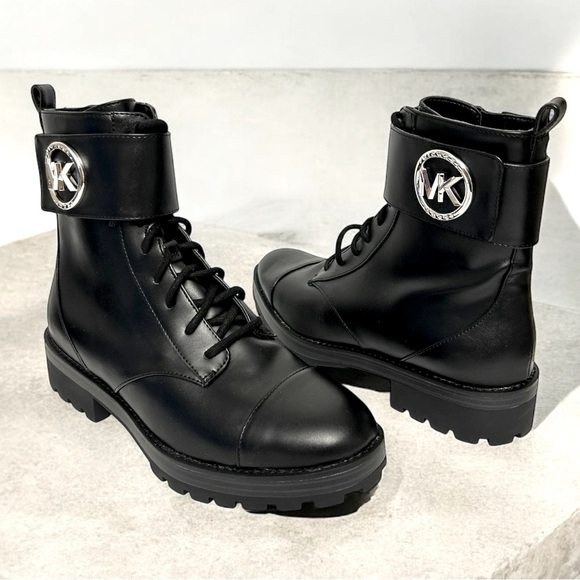 🆕 NWT Michael Kors Tatum Leather Combat Boots - Picture 4 of 7